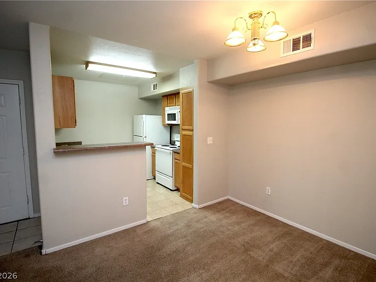 45 Maleena Mesa St #621 — Photo 13
