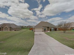 122 NW Valleybrook Dr, Lawton, OK 73505