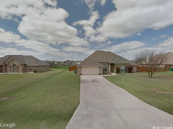 122 NW Valleybrook Dr, Lawton, OK 73505