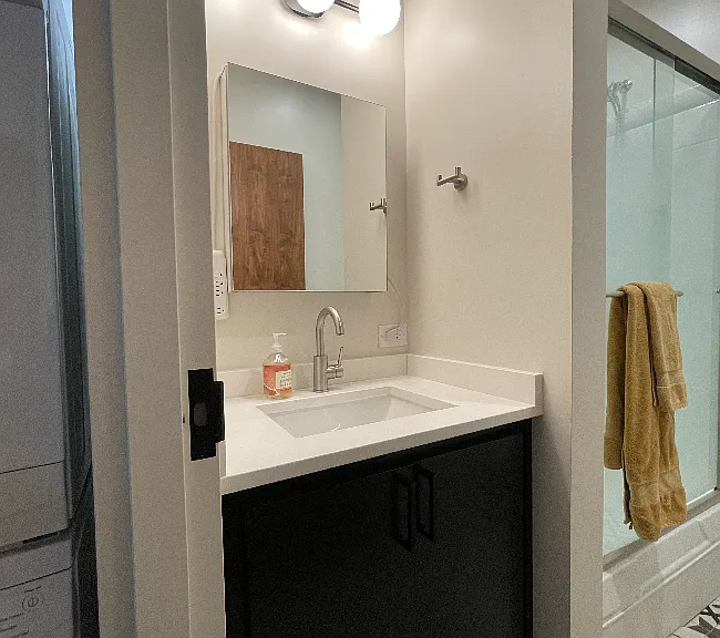1147 W Ohio St — Photo 26