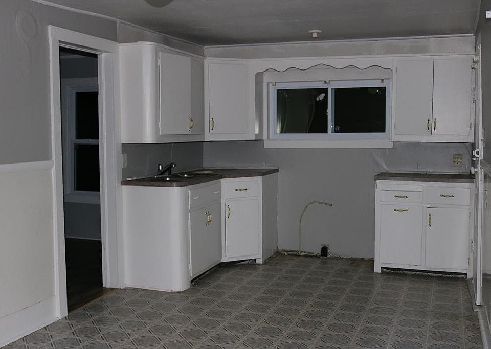 2nd image of 781 Finney Rd