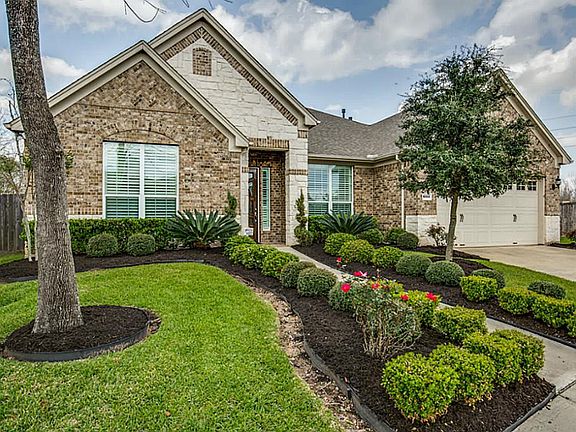 2nd image of 8203 Otter Creek Way