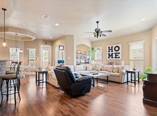 916 Easton Dr, San Marcos, TX 78666