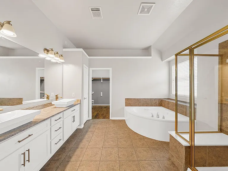 6118 Berwick Ln — Photo 25