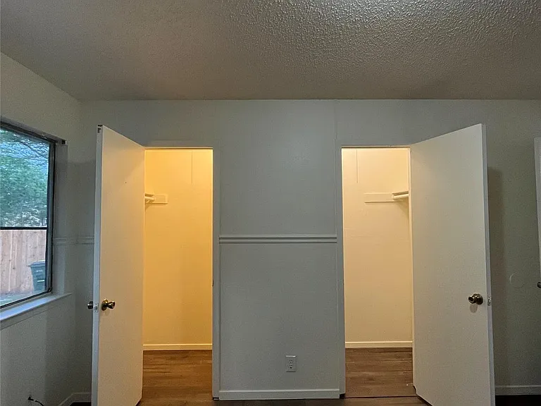 905 Fieldwood Dr #B — Photo 17