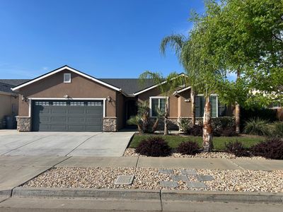 176 W Lilac Ave, Reedley, CA, 93654