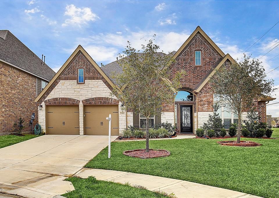 1st image of 13620 Violet Bay Ct