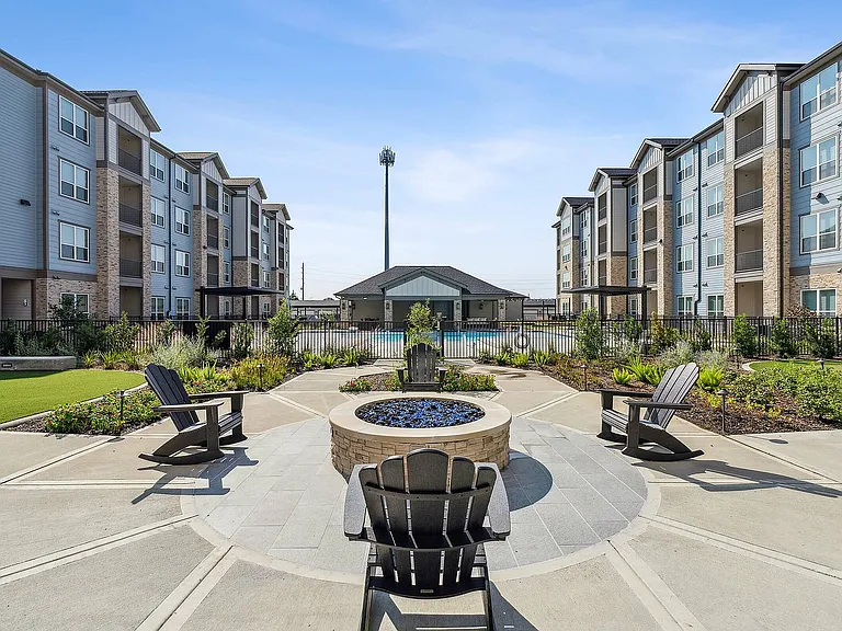 Casella - 55+ Active Adult Apartment Homes — Photo 16