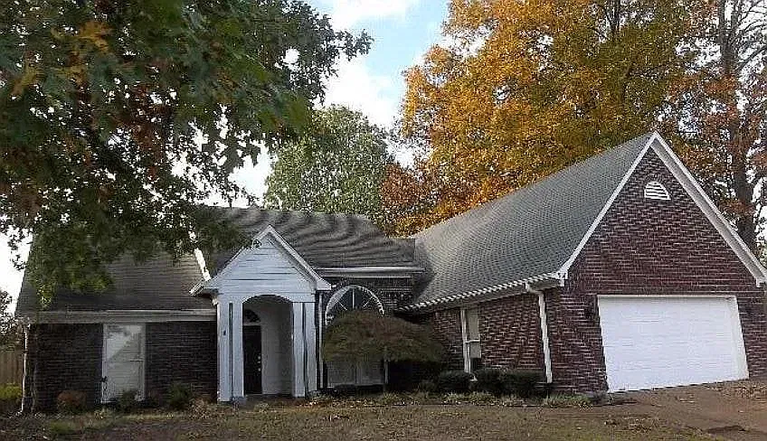 9011 Country Downs Cove — Photo 1