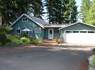 861 E Creekside Dr, Belfair, WA 98528