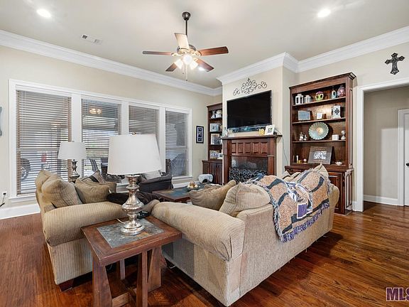 5th image of 30988 Clear Creek Dr