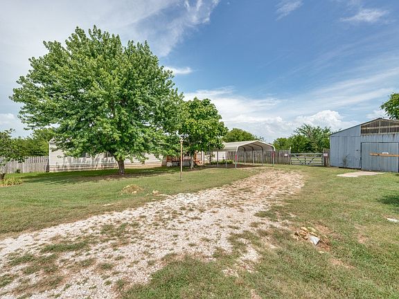 2nd image of 9495 Brittany Hill Rd
