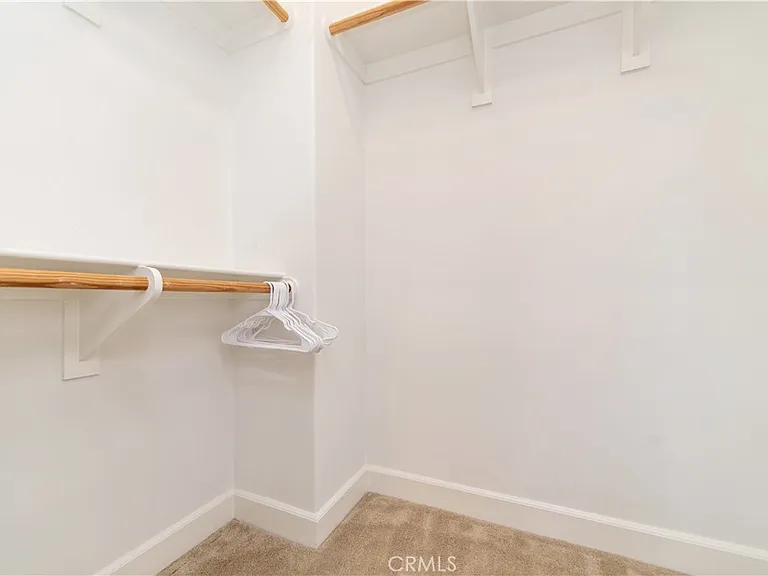 61 Berkshire Wood — Photo 28