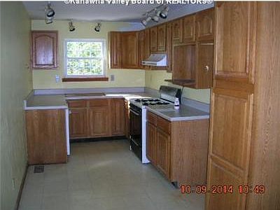 2nd image of 1146 Mulberry Cir