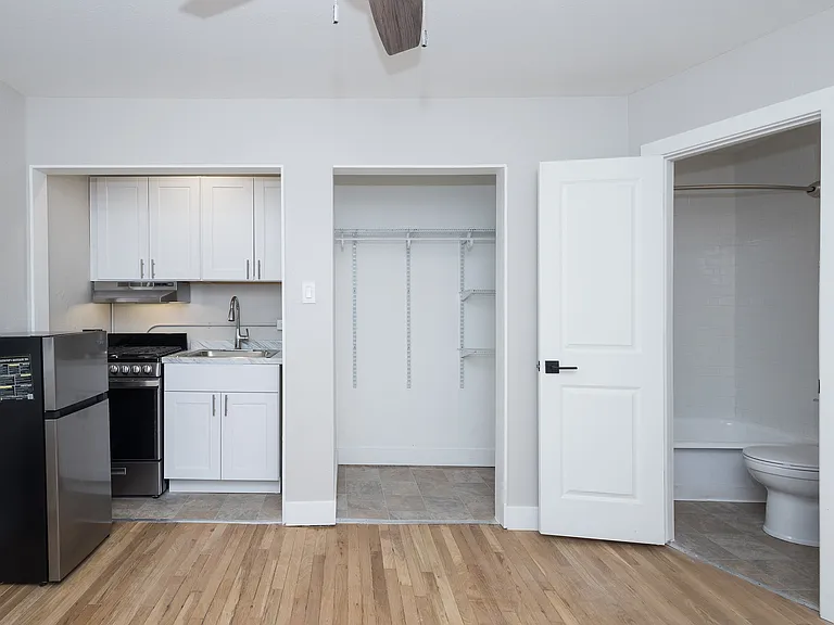 Palisade Apartments — Photo 34