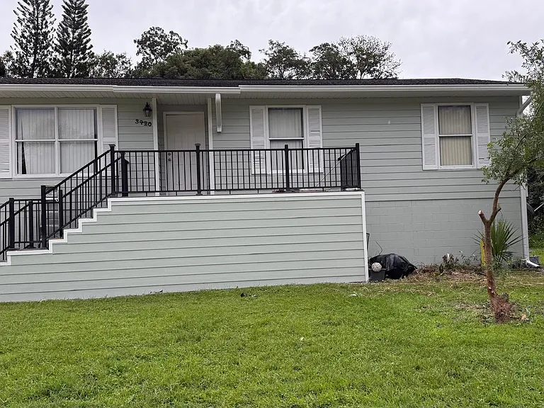 3420 Harrow Ln — Photo 1