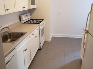 137-2 46th Ave, Flushing, NY 11355