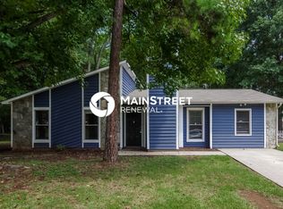 6632 Woodthrush Dr, Charlotte, NC 28227