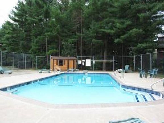Blackstone Pool