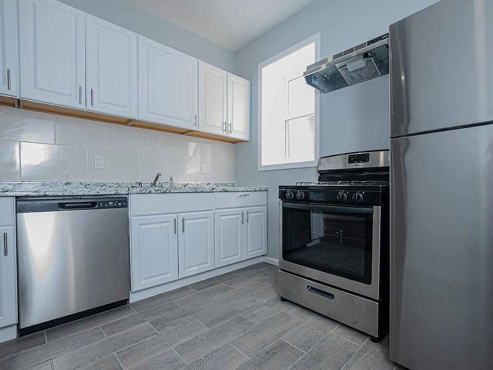 1st image of 151 Parker St APT 5
