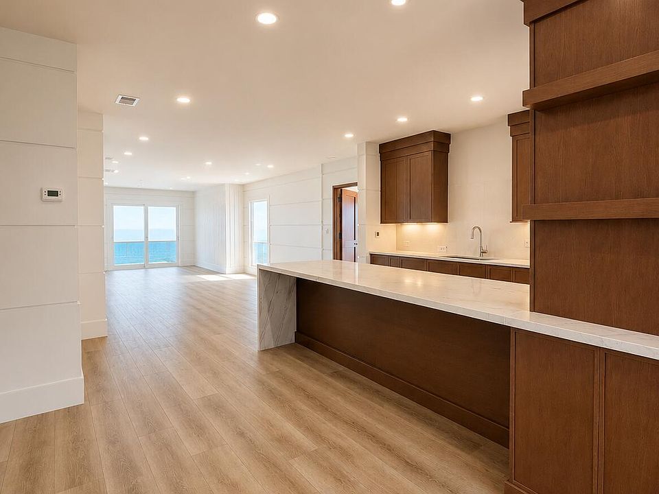 1st image of 1401 Ocean Club Villas