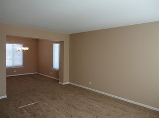 3423 Hoffman St, Plano, IL 60545