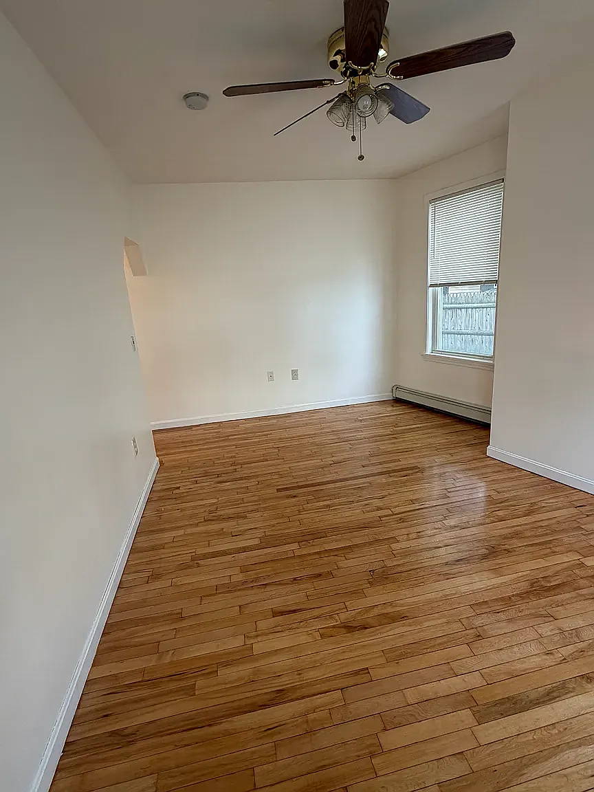 2 bed, $2,750 — Photo 2