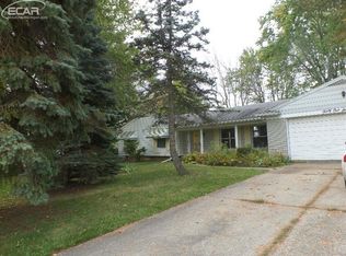 4173 Townview Dr, Flint, MI 48532