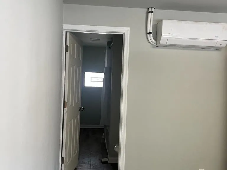 625 Dekalb St #1 — Photo 7