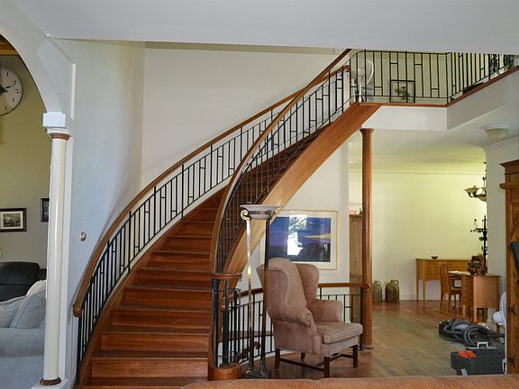 5th image of 67 Shallowbrook Road
