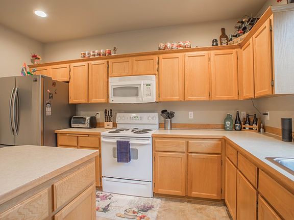 3rd image of 6816 154th Street Ct E