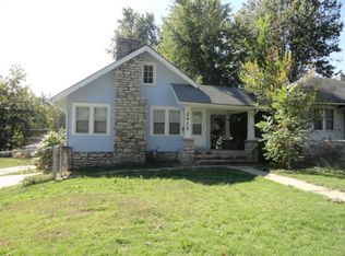 2413 E 69th Ter, Kansas City, MO 64132