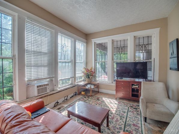 cincinnati-ohio-439767867 picture