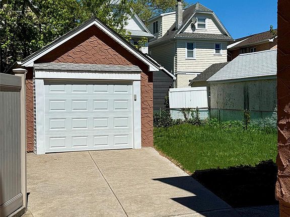 3rd image of 7105 Loubet Street
