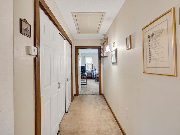 21st image of 115 Edenberg Dr