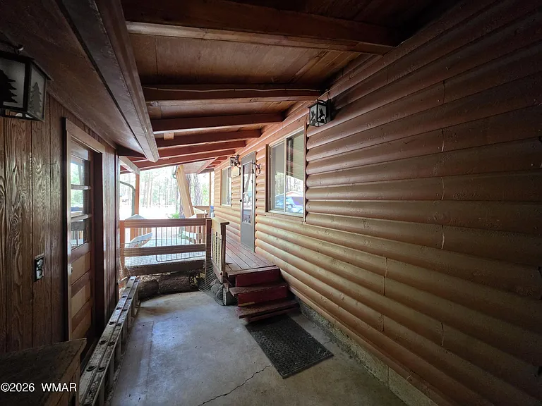 2361 W Stratton — Photo 4