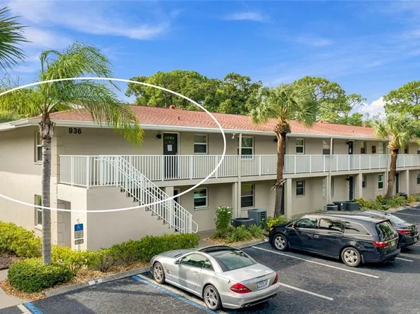 936 LA COSTA CIRCLE #10, SARASOTA, FL 34237