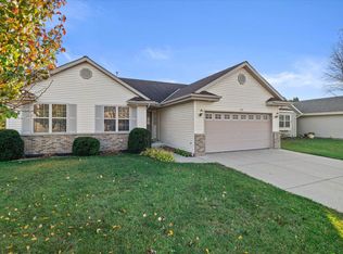 515 Hargrove St, West Bend, WI 53095