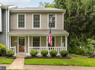 1621 Poplar Grove Dr, Reston, VA 20194