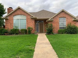 2001 Carillon Ln, Carrollton, TX 75007