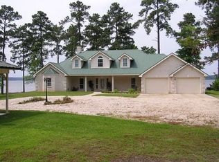 661 Cedar Crest Cir, Hemphill, TX 75948
