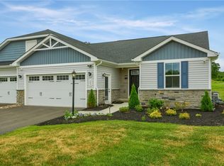 243 Smith Ln, Beaver Falls, PA