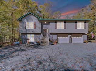 85 Cliffwood Rd, Lake Ariel, PA 18436