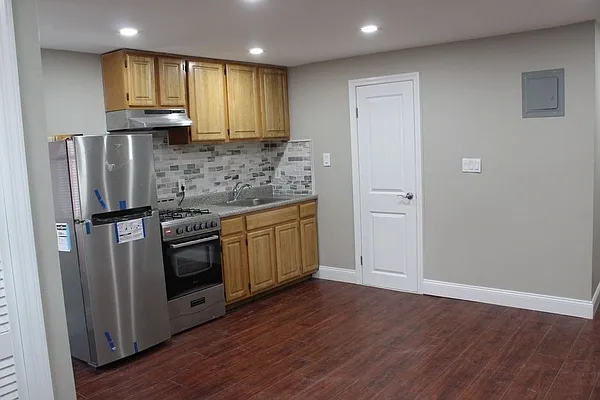 Rented by Bedford Brownstone Realty | media 6