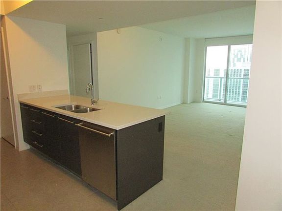 4th image of 500 Brickell Ave APT 2613