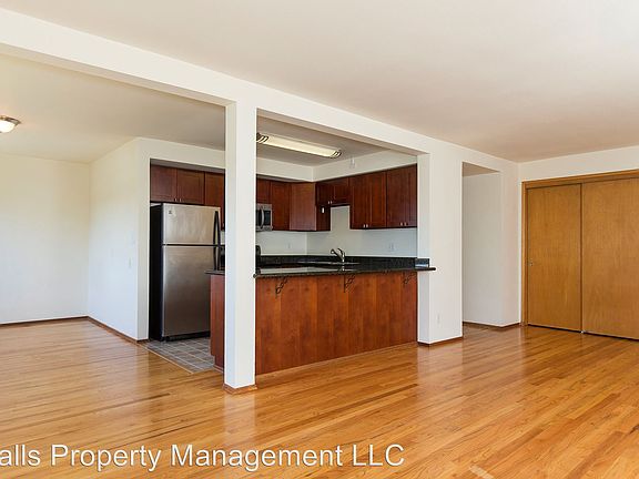 4th image of 3401 14th Ave W APT 3