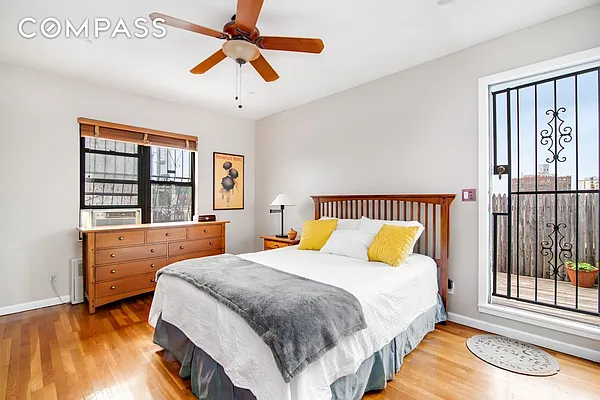 Sold by Compass | media 16