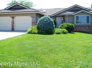3903 Parkridge Dr, Rapid City, SD 57702