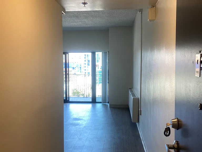Luther Tower Apartments — Photo 8