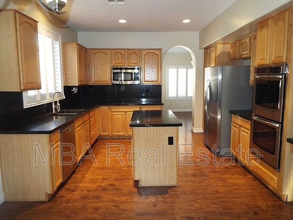 3rd image of 1763 E Arabian Dr